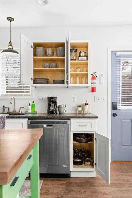 Southbound Stays - Little House Nashville Bagian luar foto